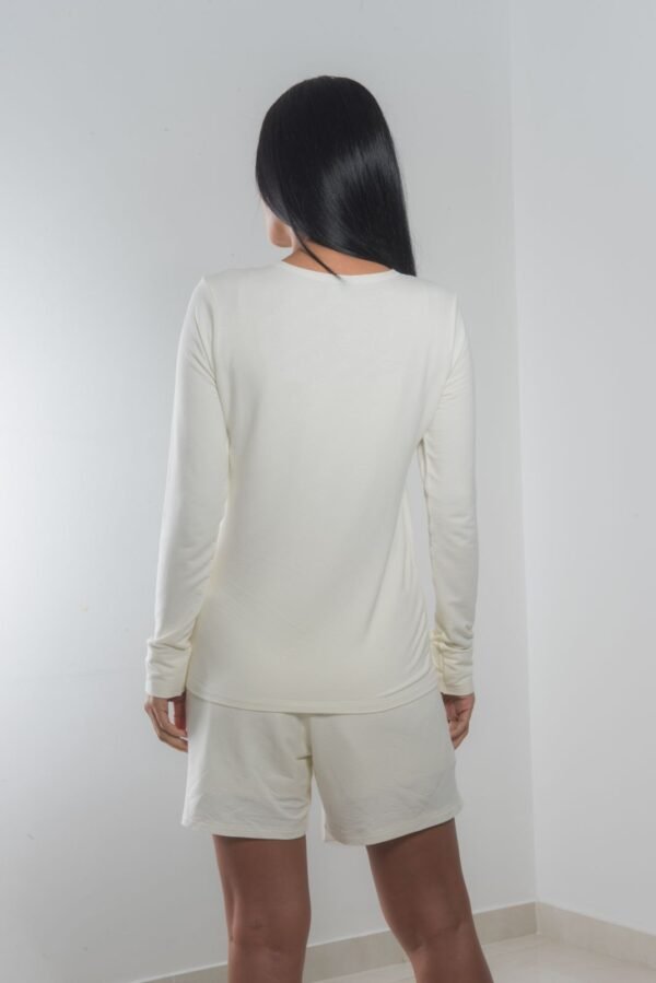 Off White long sleeve tees - Image 4