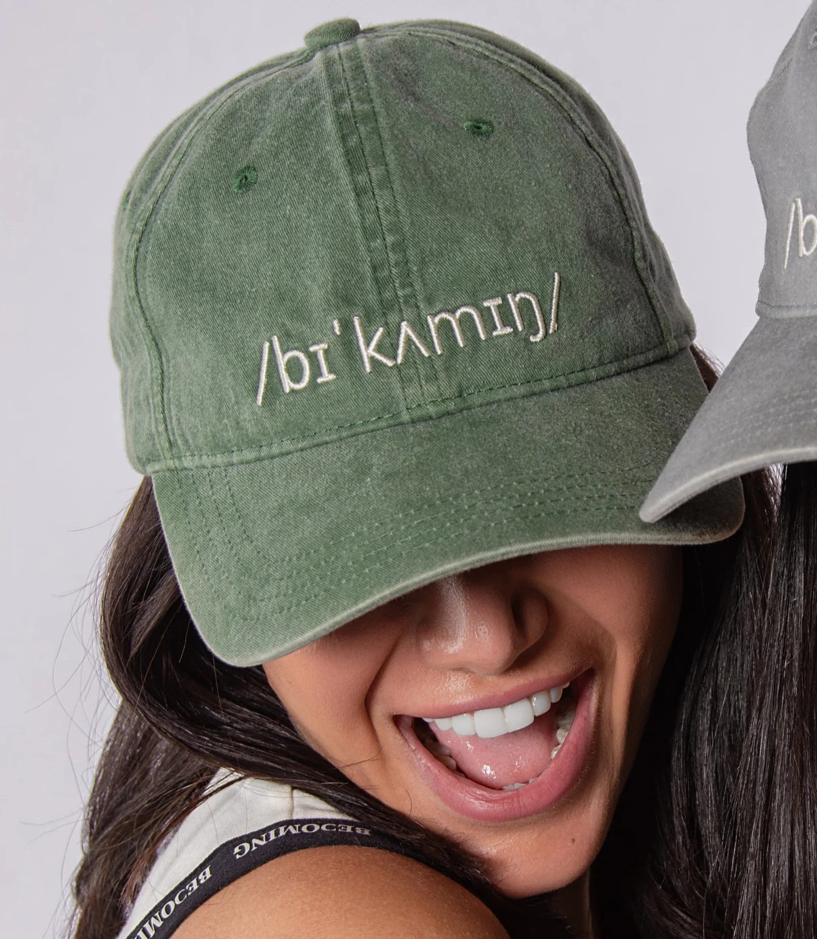 Green Baseball Cap – Classic Adjustable Cotton Cap for Everyday Style
