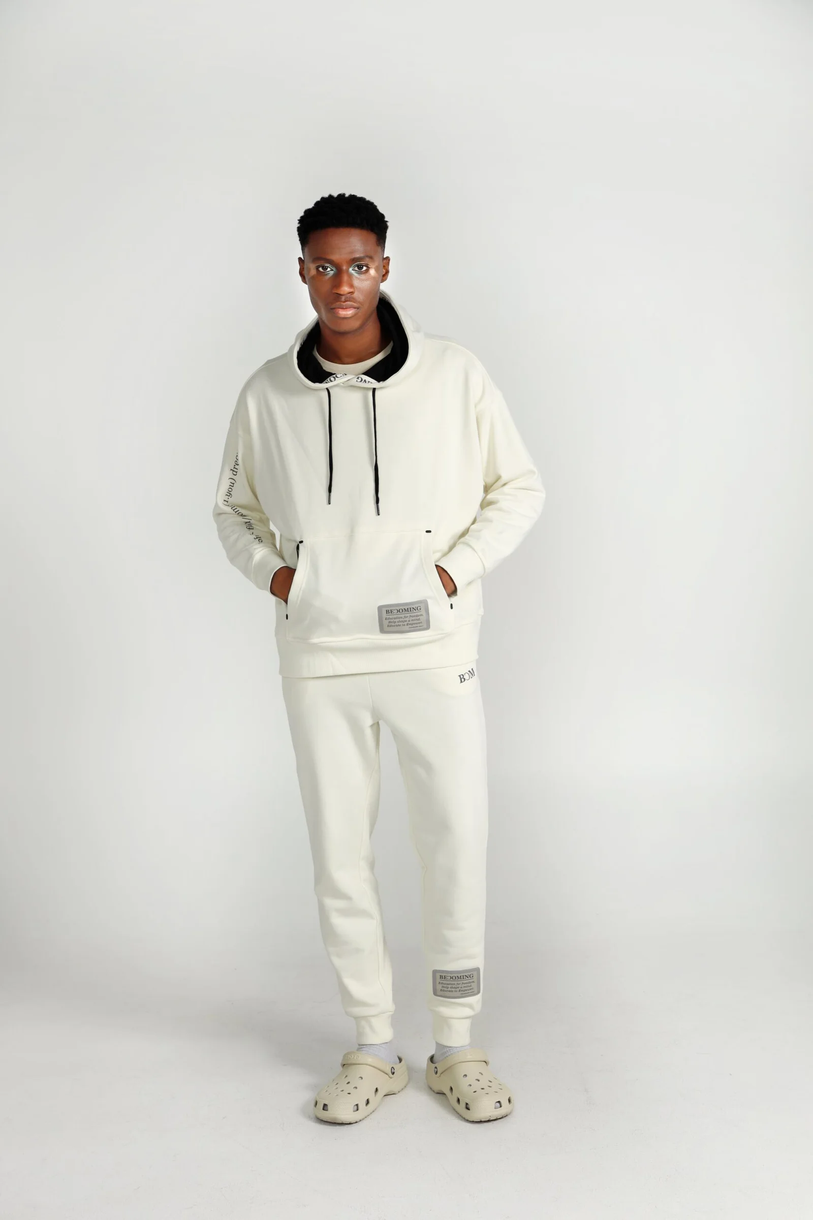 Off-White Hoodie – Unisex Luxury Streetwear (2025 Edition)