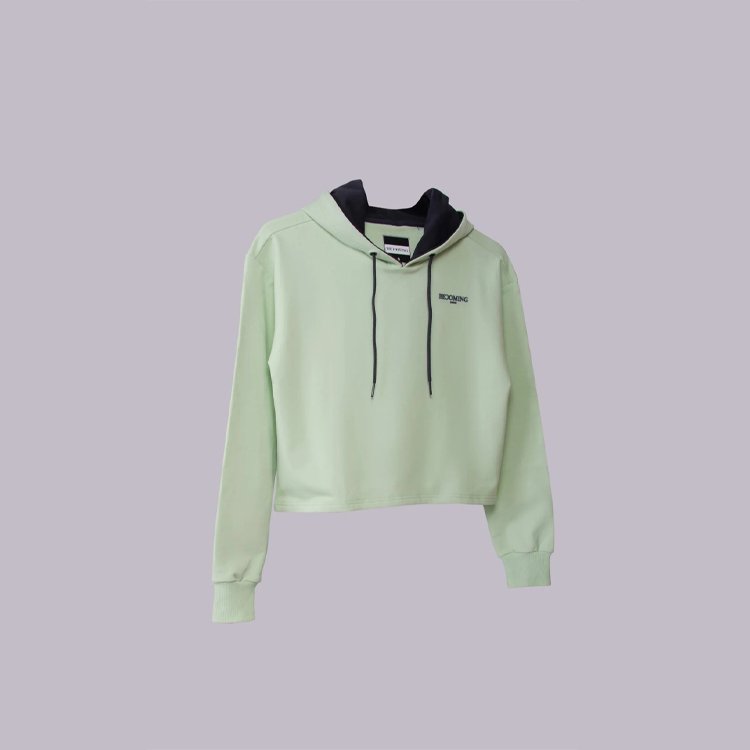 Top Green Hoodie Trends in the UK 2025 – Cozy, Stylish & Confident Looks