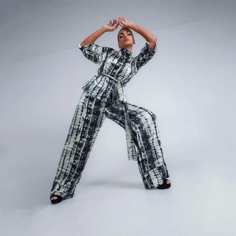 Kimono Style Suit UK – Modern Fashion Trend 2025